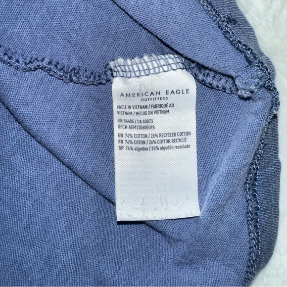 American Eagle Santa Monica Blue Graphic Tee M Floral Cropped Oversized Casual - Picture 7 of 8